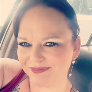 Meet your Posher, Jillian